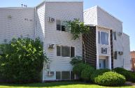 Wonderful 3 Story Apartments!